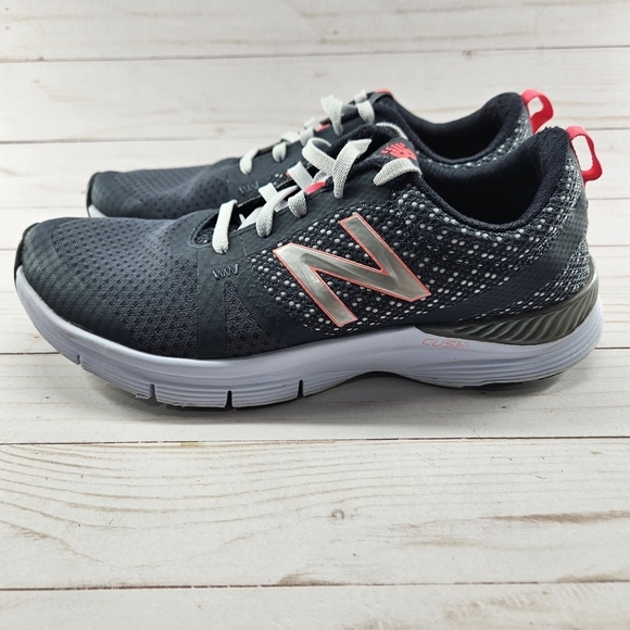 New Balance Cush 715 WX715TM1 Womens Size 9.5 Gray Running Training Sneakers - Picture 2 of 11